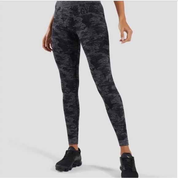 Gymshark Pants - Gymshark Camo Seamless Leggings